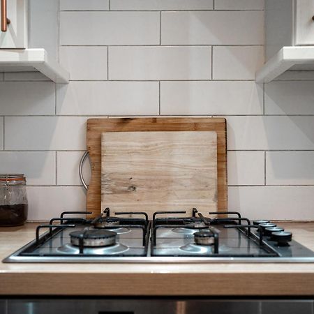 3 Bedroom Central Apartment In Belfast City Centre Buitenkant foto