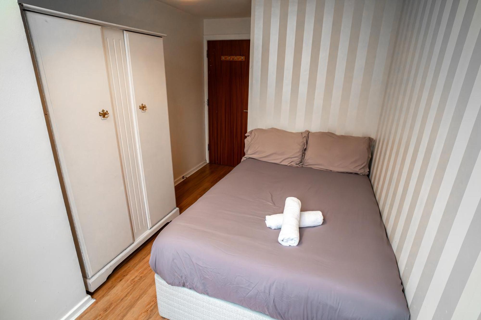 3 Bedroom Central Apartment In Belfast City Centre Buitenkant foto