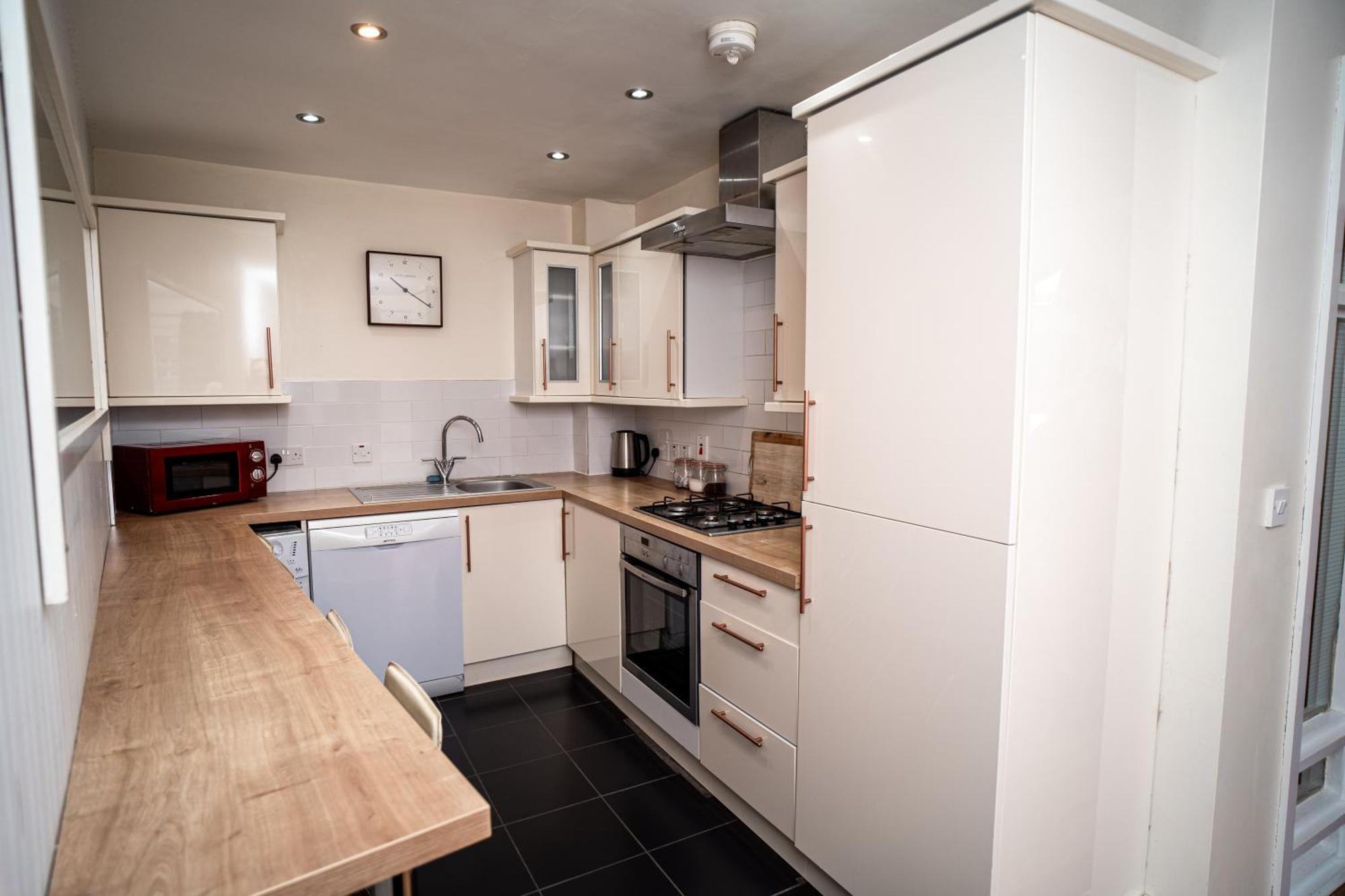 3 Bedroom Central Apartment In Belfast City Centre Buitenkant foto