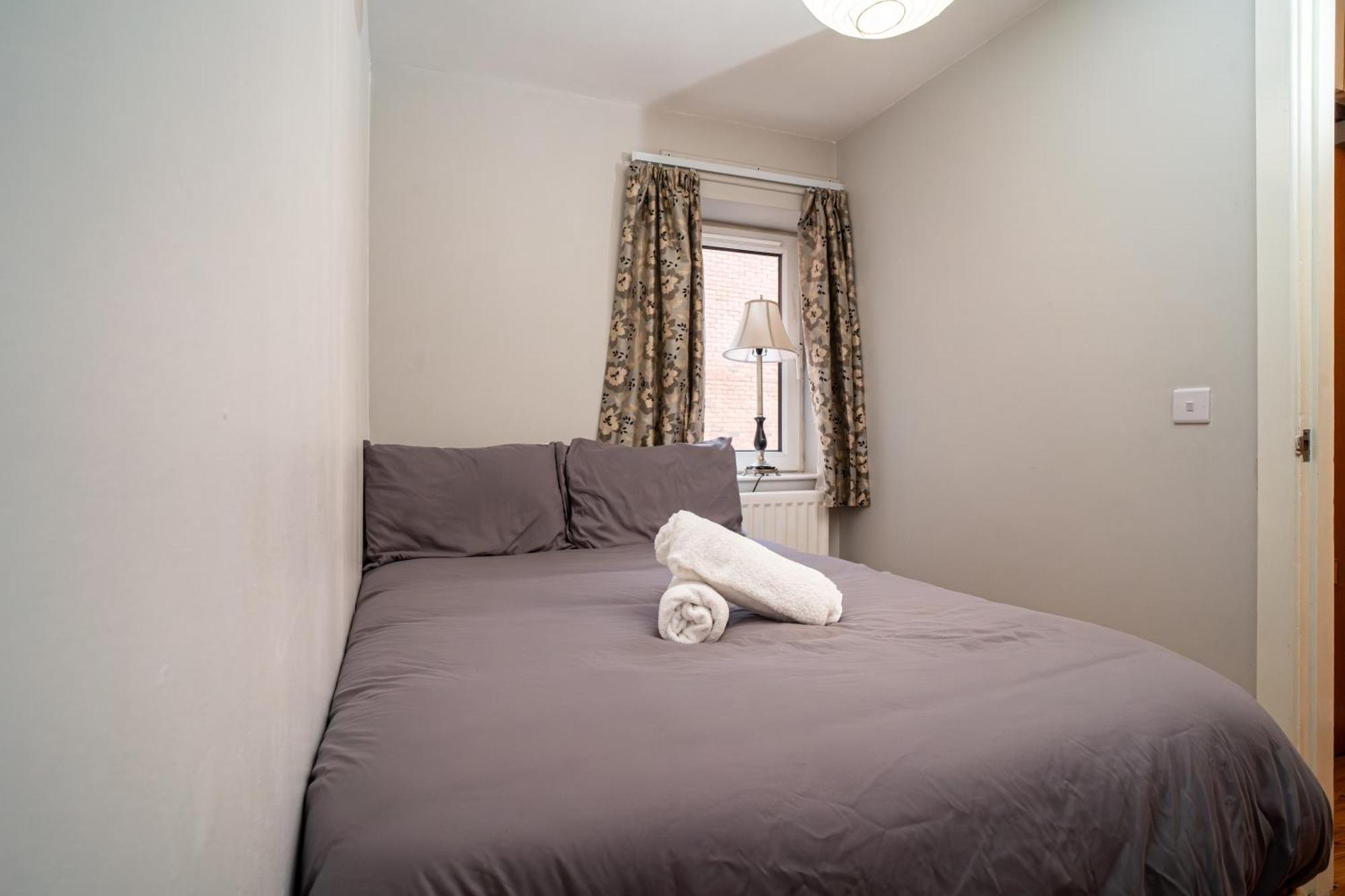 3 Bedroom Central Apartment In Belfast City Centre Buitenkant foto
