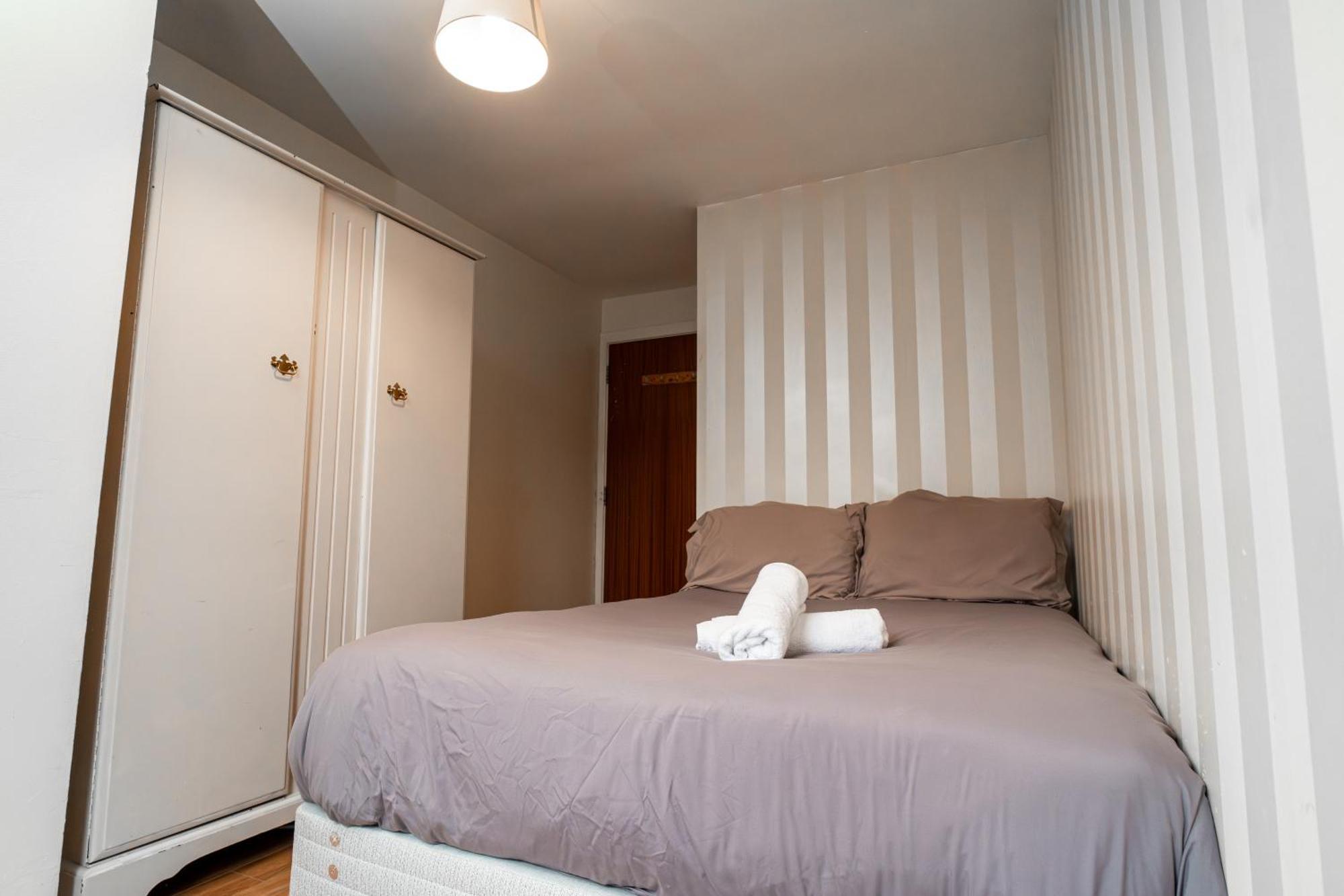 3 Bedroom Central Apartment In Belfast City Centre Buitenkant foto
