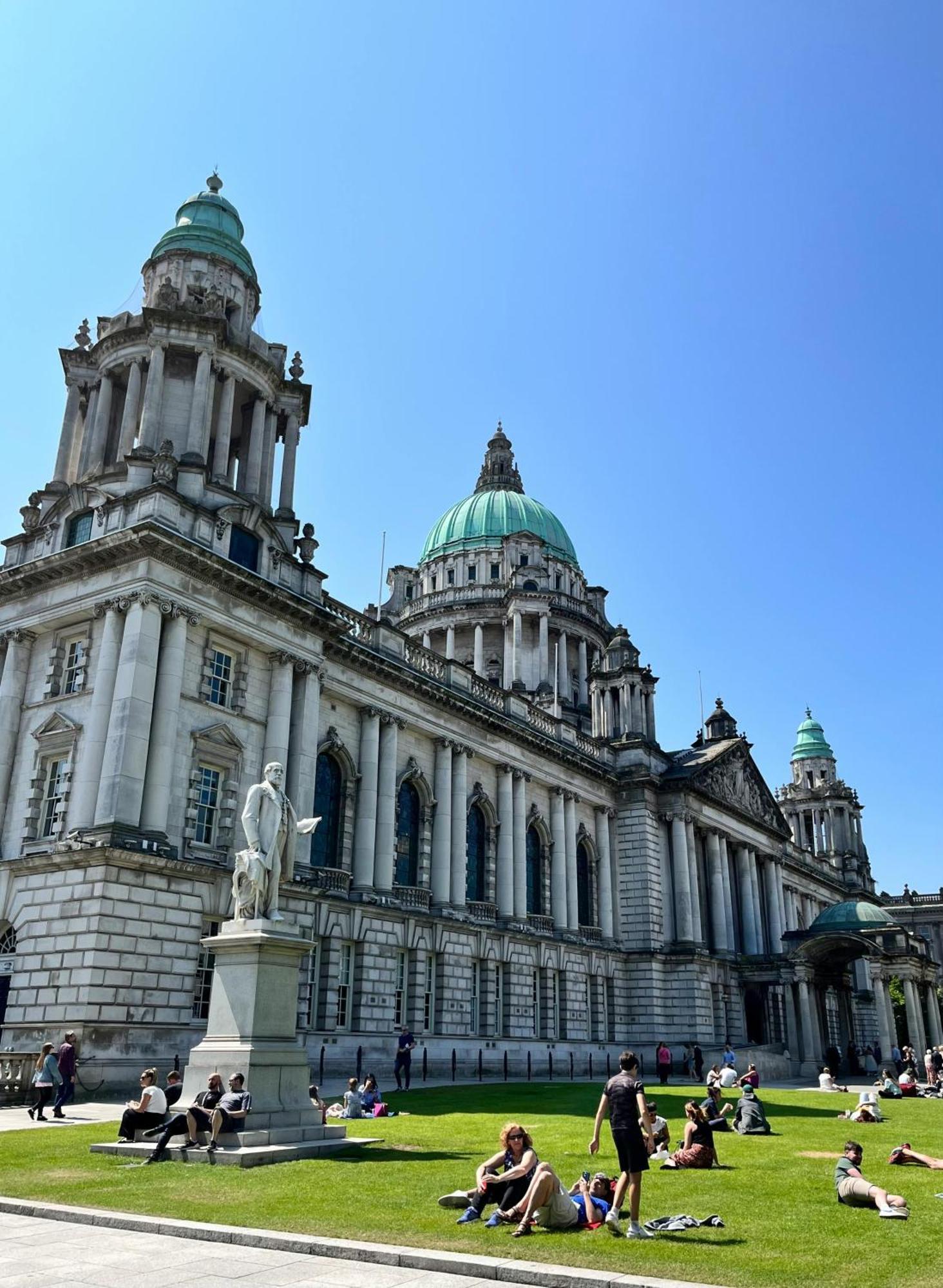 3 Bedroom Central Apartment In Belfast City Centre Buitenkant foto
